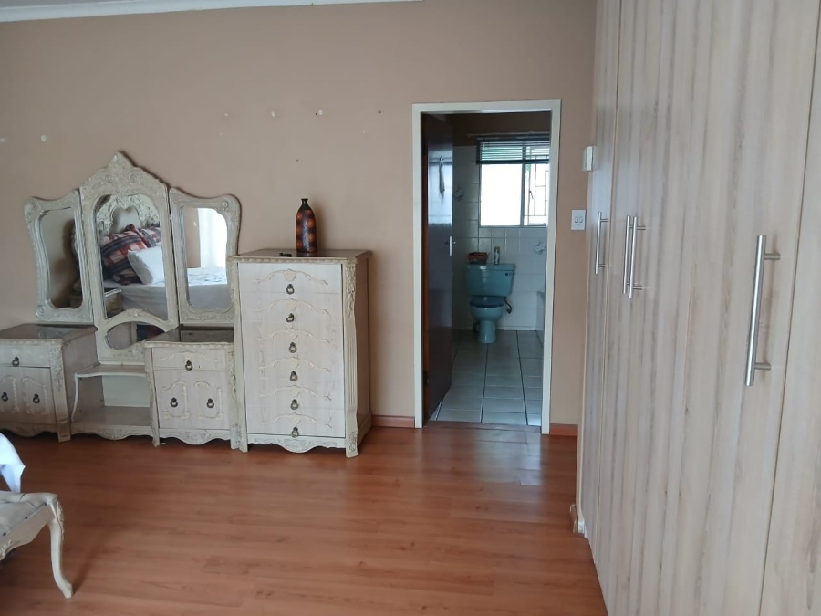 3 Bedroom Property for Sale in Rustenburg Central North West